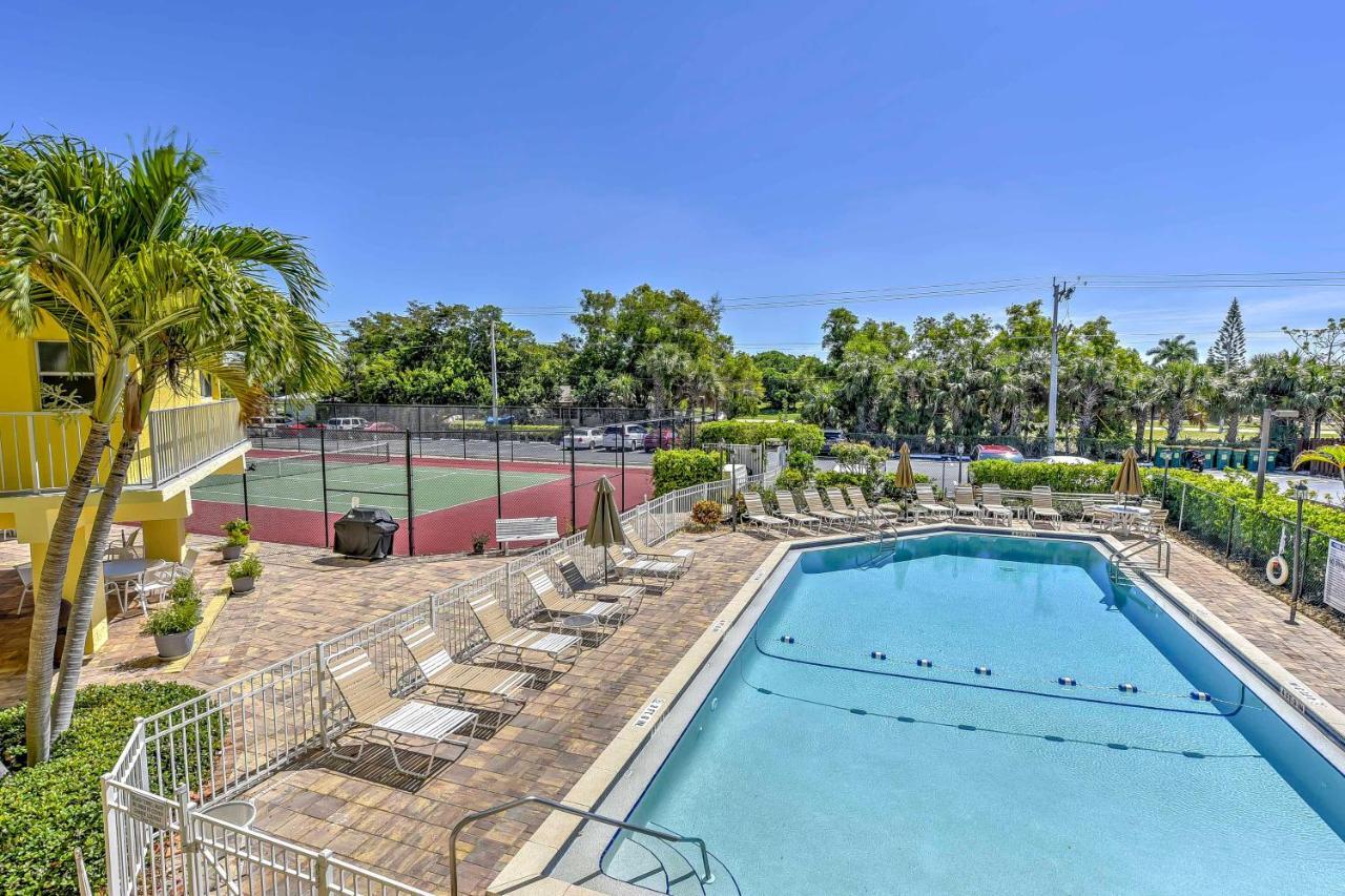 Marco Island Condo With Patio Steps To Beach Access Экстерьер фото
